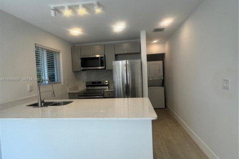 Immobilier commercial à vendre à Dania Beach, Floride: 197.7 m2 № 2078924 - photo 29