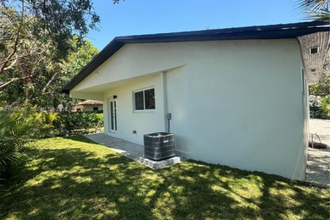 Immobilier commercial à vendre à Dania Beach, Floride: 197.7 m2 № 2078924 - photo 5