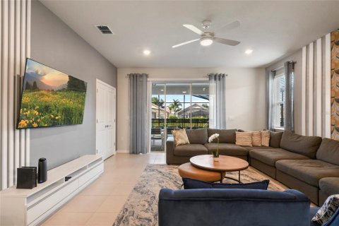 Villa ou maison à vendre à Davenport, Floride: 7 chambres, 304.91 m2 № 2226641 - photo 17