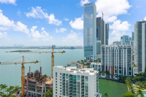 Купить кондоминиум в Майами, Флорида 2 спальни, 93.55м2, № 1980407 - фото 15