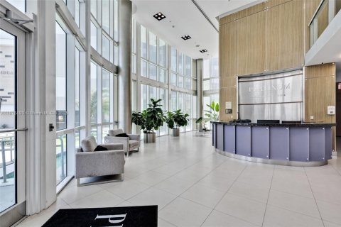 Купить кондоминиум в Майами, Флорида 2 спальни, 93.55м2, № 1980407 - фото 20