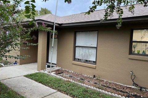 House in Ocala, Florida 3 bedrooms, 100.8 sq.m. № 1350433 - photo 2
