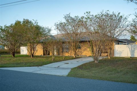 House in Ocala, Florida 3 bedrooms, 100.8 sq.m. № 1350433 - photo 3