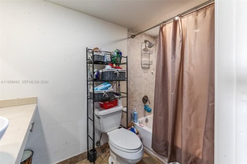 Condominio en venta en Sunny Isles Beach, Florida, 2 dormitorios, 144.18 m2 № 2020185 - foto 27