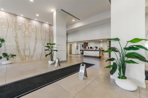 Condominio en venta en Sunny Isles Beach, Florida, 2 dormitorios, 144.18 m2 № 2020185 - foto 29