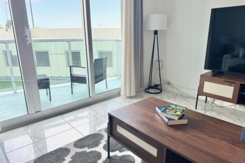 Copropriété à vendre à Hollywood, Floride: 1 chambre, 81.2 m2 № 2240453 - photo 25