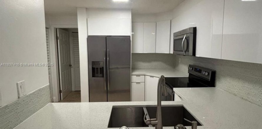 Condo à Miami, Floride, 2 chambres № 1888847