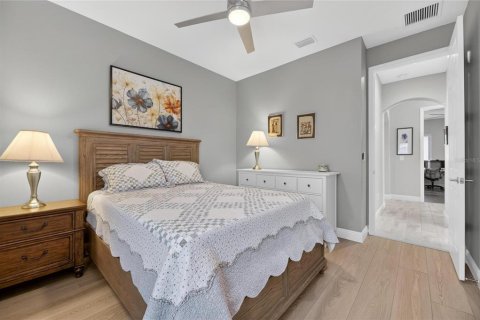 House in Apollo Beach, Florida 3 bedrooms, 194.63 sq.m. № 2092545 - photo 25