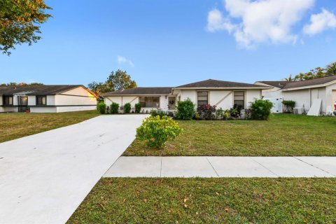 Villa ou maison à Riviera Beach, Floride 3 chambres, 135.54 m2 № 2279705