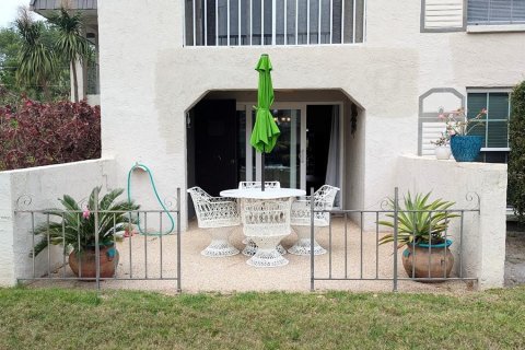 Condo in Seminole, Florida, 2 bedrooms  № 1762114 - photo 27