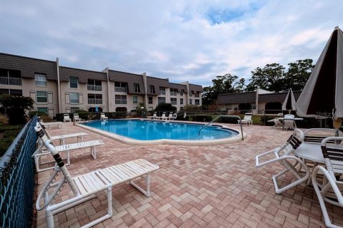 Condo in Seminole, Florida, 2 bedrooms  № 1762114 - photo 30