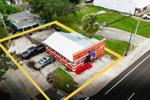 Commercial property in St. Lucie, Florida № 2361995