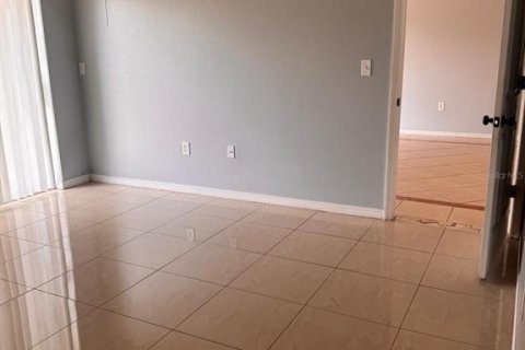 Townhouse in Kissimmee, Florida 3 bedrooms, 115.2 sq.m. № 1678135 - photo 20