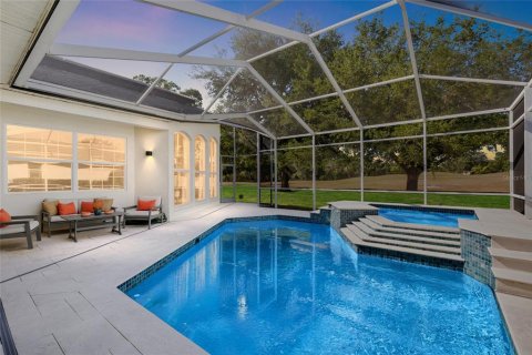 Casa en venta en Wesley Chapel, Florida, 5 dormitorios, 326.46 m2 № 1637881 - foto 2