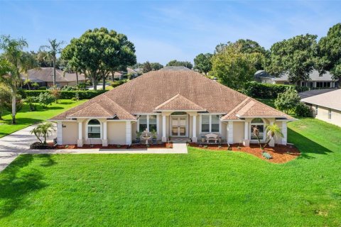 Villa ou maison à Clermont, Floride 4 chambres, 224.92 m2 № 2315313