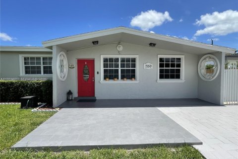 Casa en alquiler en Hollywood, Florida, 3 dormitorios, 134.71 m2 № 2035914 - foto 5