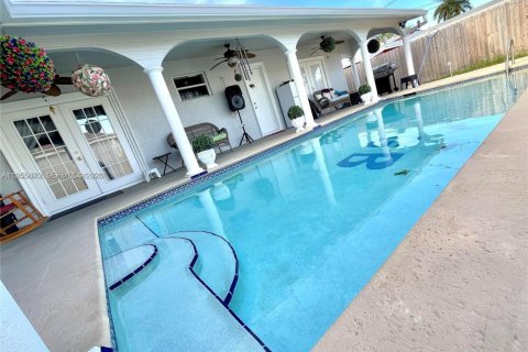 Casa en alquiler en Hollywood, Florida, 3 dormitorios, 134.71 m2 № 2035914 - foto 14