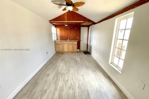 Casa en alquiler en Hollywood, Florida, 3 dormitorios, 134.71 m2 № 2035914 - foto 27