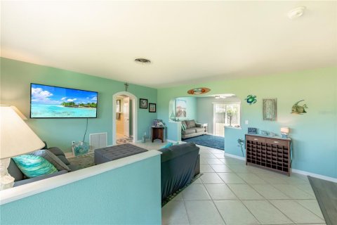 Casa en alquiler en Venice, Florida, 3 dormitorios, 140.84 m2 № 1843904 - foto 9