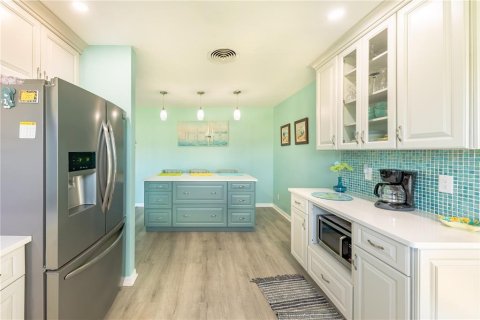Casa en alquiler en Venice, Florida, 3 dormitorios, 140.84 m2 № 1843904 - foto 4