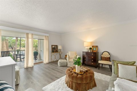 Condo in Winter Park, Florida, 1 bedroom  № 1591903 - photo 4