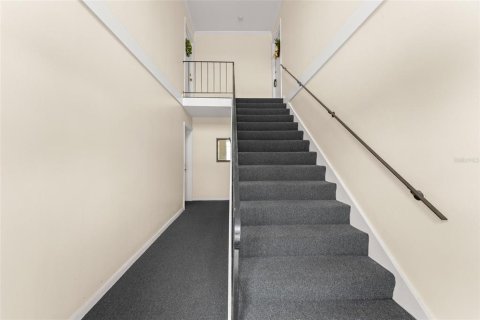 Condo in Winter Park, Florida, 1 bedroom  № 1591903 - photo 2