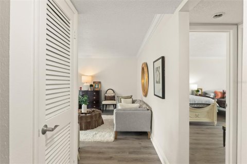 Condo in Winter Park, Florida, 1 bedroom  № 1591903 - photo 16