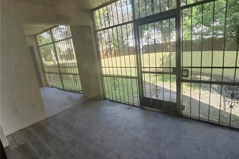 Copropriété à vendre à Orlando, Floride: 2 chambres, 113.53 m2 № 2389102 - photo 17
