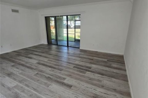 Copropriété à vendre à Orlando, Floride: 2 chambres, 113.53 m2 № 2389102 - photo 9