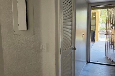 Copropriété à vendre à Orlando, Floride: 2 chambres, 113.53 m2 № 2389102 - photo 16