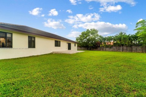 House in Homestead, Florida 4 bedrooms, 204.11 sq.m. № 1818473 - photo 23