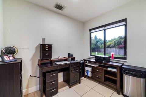 House in Homestead, Florida 4 bedrooms, 204.11 sq.m. № 1818473 - photo 22