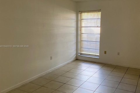Appartement à louer à North Miami, Floride: 1 chambre, 75.81 m2 № 1999819 - photo 9