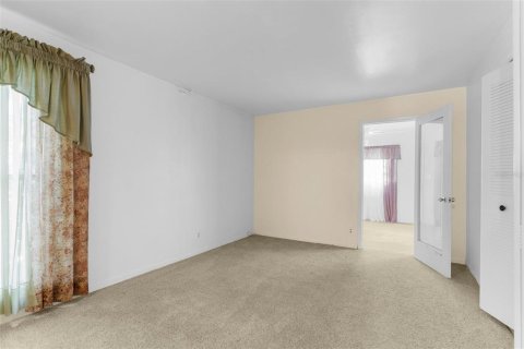 Casa en venta en Spring Hill, Florida, 7 dormitorios, 236.34 m2 № 1780181 - foto 19