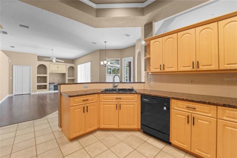 Casa en venta en Weeki Wachee, Florida, 3 dormitorios, 197.7 m2 № 2211242 - foto 12