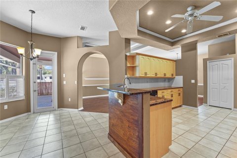 Casa en venta en Weeki Wachee, Florida, 3 dormitorios, 197.7 m2 № 2211242 - foto 6