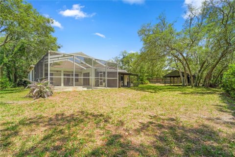 Casa en venta en Weeki Wachee, Florida, 3 dormitorios, 197.7 m2 № 2211242 - foto 3