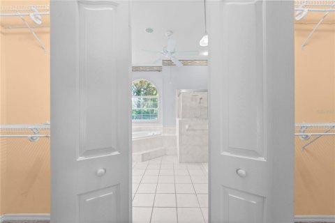 Casa en venta en Weeki Wachee, Florida, 3 dormitorios, 197.7 m2 № 2211242 - foto 16