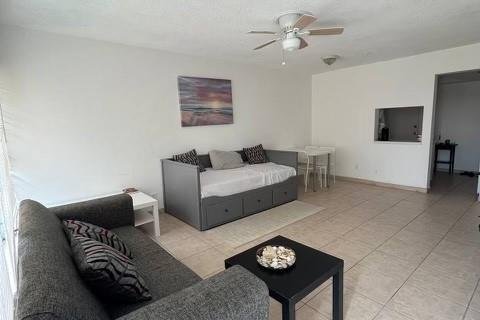 Copropriété à louer à Miami, Floride: 1 chambre, 62.8 m2 № 1142565 - photo 1