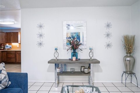 House in Clearwater, Florida 3 bedrooms, 146.6 sq.m. № 2097180 - photo 10
