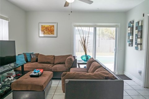 House in Clearwater, Florida 3 bedrooms, 146.6 sq.m. № 2097180 - photo 15