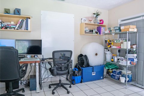 House in Clearwater, Florida 3 bedrooms, 146.6 sq.m. № 2097180 - photo 21