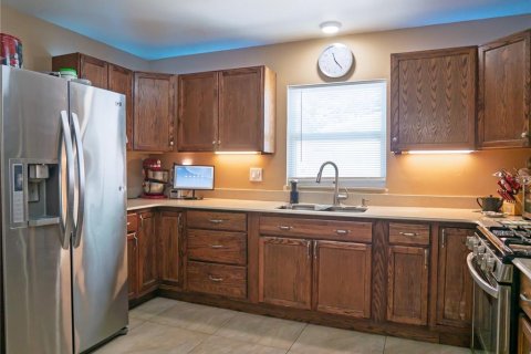 House in Clearwater, Florida 3 bedrooms, 146.6 sq.m. № 2097180 - photo 11