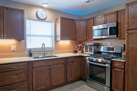 House in Clearwater, Florida 3 bedrooms, 146.6 sq.m. № 2097180 - photo 12