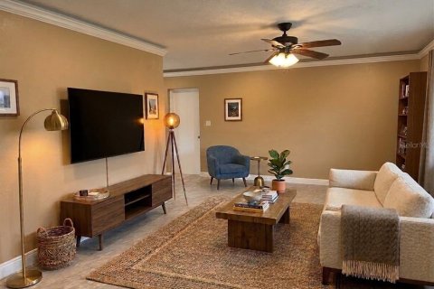 Villa ou maison à louer à Saint Petersburg, Floride: 3 chambres, 118.17 m2 № 2426924 - photo 3