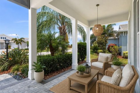 House in Sarasota, Florida 3 bedrooms, 230.03 sq.m. № 2228276 - photo 5
