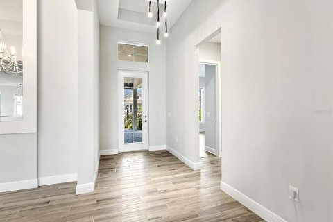 House in Sarasota, Florida 3 bedrooms, 230.03 sq.m. № 2228276 - photo 9