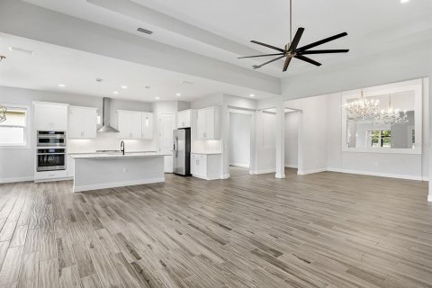 House in Sarasota, Florida 3 bedrooms, 230.03 sq.m. № 2228276 - photo 15