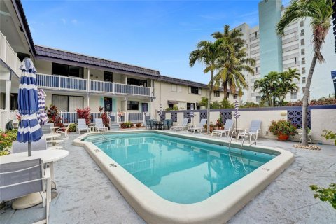 Condo in Hollywood, Florida, 1 bedroom  № 1726027 - photo 26