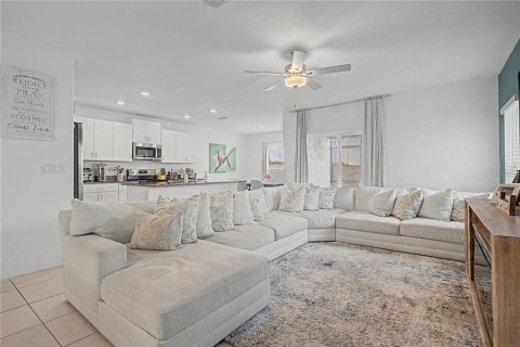 Villa ou maison à vendre à Zephyrhills, Floride: 4 chambres, 192.59 m2 № 2324109 - photo 8
